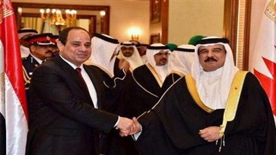 ملك البحرين يهنئ «السيسي» هاتفيًا بعيد الأضحى