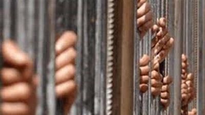 سقوط عاطل وبحوزته مخدرات وسلاح ببولاق