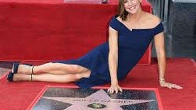 جينيفر جارنر  تحصل على جائزة هوليوود ”Walk Of Fame”