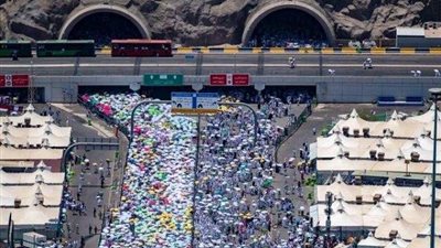 المصور أحمد على يسجيل مشاهد الحج من السماء (صور)