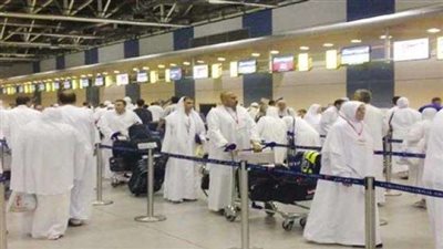 مطار القاهرة يستعد لاستقبال أول فوج من الحجاج