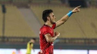 صلاح محسن يسجل الهدف الأول للاهلي في شباك الحرس