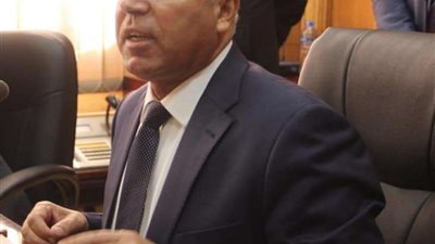 كامل الوزير: لن أنتظر توريد قطارات جديدة لتطوير السكة الحديد