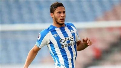 رمضان صبحي خارج حسابات هيدرسفيلد أمام كارديف بالجولة الثالثة من الدوري الإنجليزي