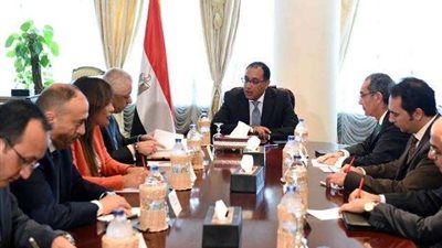 «مدبولى» يجتمع بالوزراء لمتابعة استعدادات العام الدراسي