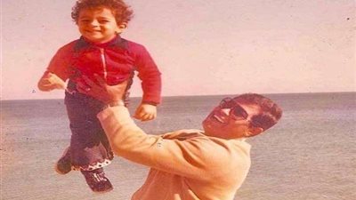 بهذه الكلمات.. خالد سليم يحيي الذكري الثانية لوفاة والده