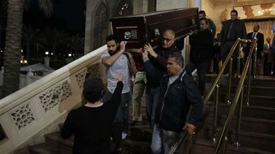 قيادات حزب التجمع يشيعون جثمان نبيل ذكي من مسجد الرحمن الرحيم