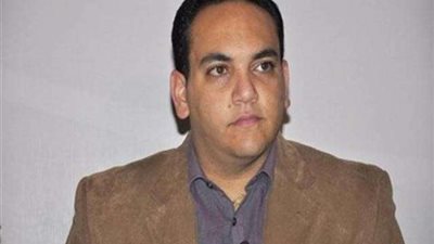 تجديد حبس شادي الغزالي حرب 15 يومًا بتهمة نشر أخبار كاذبة