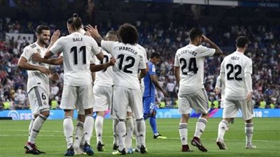 70 دقيقة.. والريال متقدم بثلاثية على جيرونا