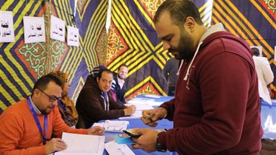 قبل ساعات من انطلاقها.. كيف ترى الجماعة الصحفية انتخابات التجديد النصفي؟