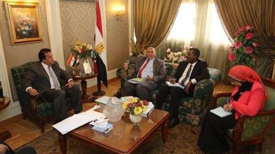 خالد عبد الغفار: بحث آليات التعاون العلمي والبحثي مع  السودان