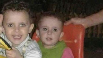 أهالي الدقهلية يتظاهرون أمام منزل قاتل أولاده اعتراضًا على التهمة الموجهة إليه