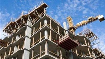 القبض على موظفة إدارة هندسية لتزويرها مخالفات بناء