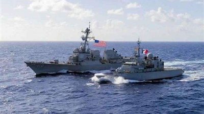 أمريكا تحبط عملية تهريب ”كلاشينكوف” بخليج عدن