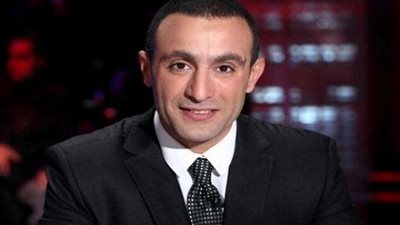 فيديو.. أحمد السقا يتحدى مخرج مسلسله الجديد