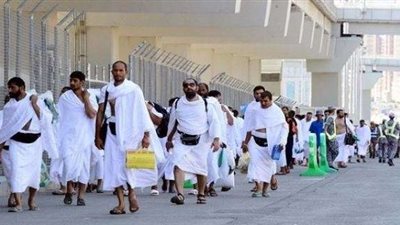 ”مصر للطيران“ تُسير 24 رحلة جوية على متنها 4556 حاجًا