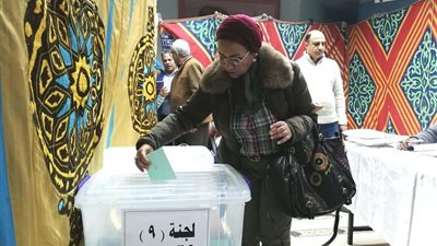 بالصور.. تصويت أعضاء عمومية الصحفيين لاختيار النقيب وأعضاء مجلس النقابة