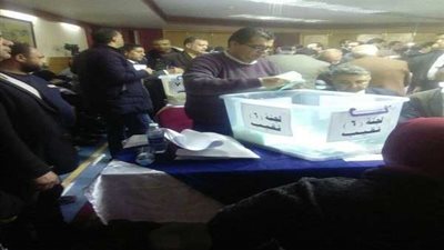 فرز 13 لجنة.. تقدم ضياء رشوان على رفعت رشاد بانتخابات الصحفيين