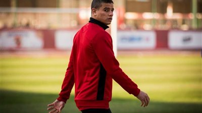 سعد سمير يواصل تدريبات الكرة بمران الأهلي