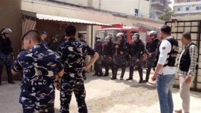 هروب مئات المعتقلين من سجن قرب طرابلس