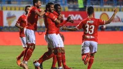 الأهلي يتقدم بهدفين في الشوط الأول أمام شبيبة الساورة