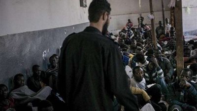طوارئ بالسجون الليبية عقب فرار ”400 معتقل”