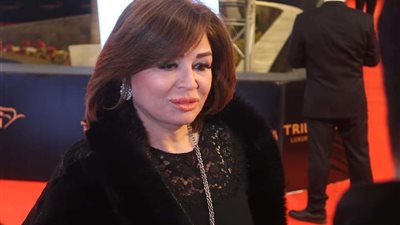 بالصور.. توفد نجوم الفن للمشاركة في حفل 