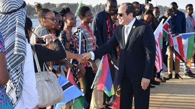 أبرز 10 رسائل للسيسي في اليوم الأول من ملتقى الشباب بأسوان