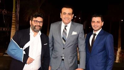 وليد منصور وأسامة منير في أولى حفلات محمد حماقي بعد إصابته