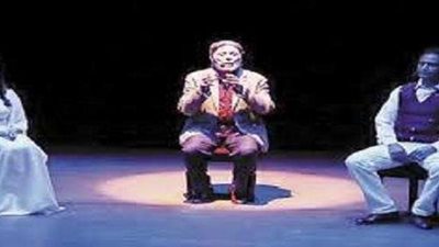 أبرزهم.. «أبو كبسولة» تعرف على عروض البيت الفني للمسرح