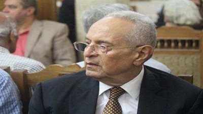 رئيس حزب الوفد في عزاء حسين عبد الرازق بميدان التحرير