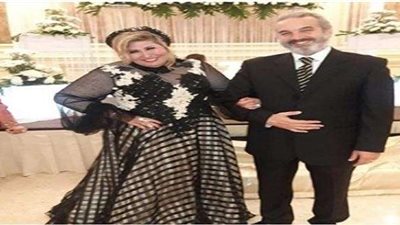 بعد صورة سهير رمزي الأخيرة.. إلى متى يظل ارتداء وخلع حجاب الفنانين ”بالمزاج”؟