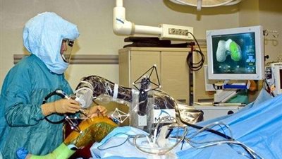 ”الأقصر الدولي” يقضي على قوائم انتظار ”المفاصل الصناعية”