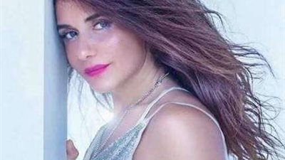 رسالة غير متوقعة من الجمهور لطليق غادة عادل بعد صورها الأخيرة