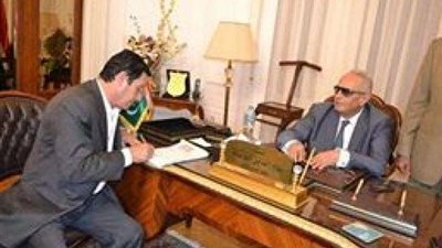 بالصور.. انضمام اللواء مجدي الشاهد لحزب الوفد