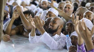 نفحات الخير تسقط على مكة (صور)