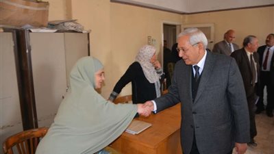 محافظ الدقهلية يتفقد 