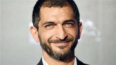 عمرو واكد يرد على إشاعة عدم امتلاكه الجنسية المصرية