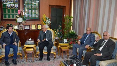 محافظ الدقهلية يستقبل هانى شاكر لبحث أزمة نادى الموسيقيين بطلخا