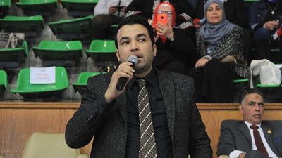 عاطف الشريف: حان الوقت للاهتمام بدور الشباب في المجتمع