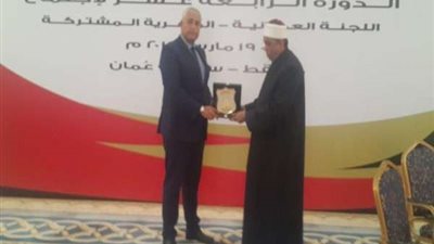 جابر طايع يبحث سبل تعاون وزارة الأوقاف مع سلطنة عمان لتدريب الأئمة