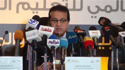 انطلاق الفوج الخامس من شباب الجامعات لزيارة القاعدة البحرية بالإسكندرية