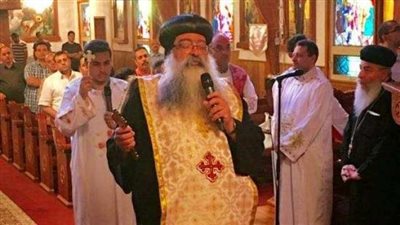 مطرانية دشنا ترد على شائعة إزالة صور البابا شنودة من الكنائس