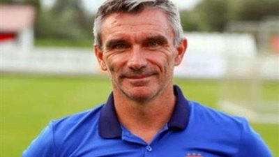 «كارتيرون» يستقر على ملعب السلام لمواجهة حوريا الغيني