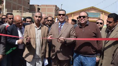 محافظ بني سويف يفتتح محطة رفع الصرف الصحي بـ 'الدوية' بتكلفة 16 مليون جنيه