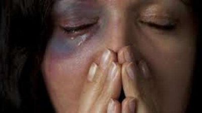 4 صور تُبرز العنف في المرأة بالمجتمعات