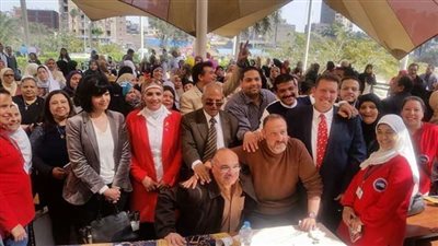 إيهاب العمدة: 3 رحلات عمرة للأمهات المثاليات بالزاوية الحمراء