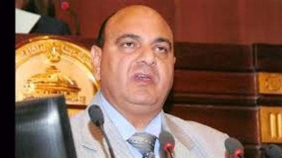 برلماني: يجب معاقبة الصيادلة المتاجرين بأسمائهم