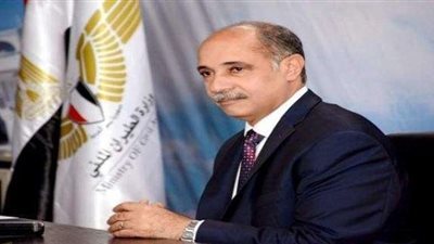 وزير الطيران يتفقد مطار ومعبد أبو سمبل