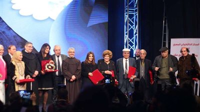 بالصور .. تفاصيل احتفالية 